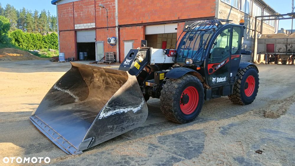 Bobcat TL38.70XRD - 1