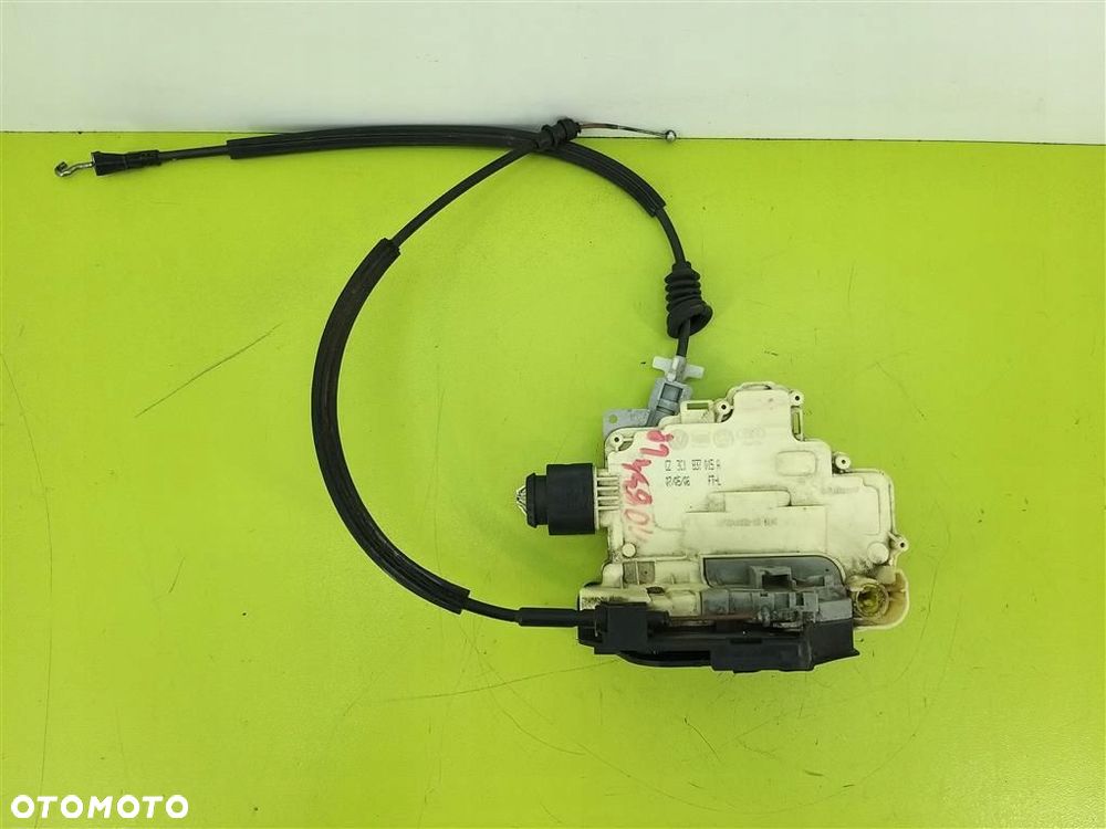 Zamek drzwi przód lewy VW Passat B6 2005-2010 3C1837015A - 3