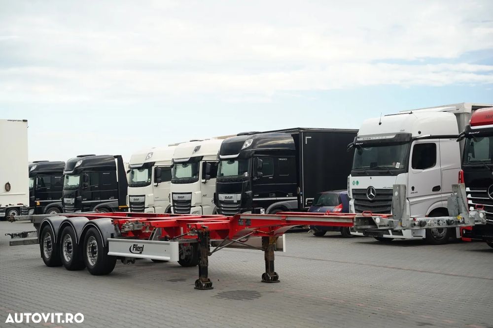 Fliegl / SEMIREMORCĂ CONTAINER / PENTRU TOATE CONTAINERELE / UNIVERSAL / EXTENSIBILĂ FAȚĂ ȘI SPATE / AXĂ RIDICABILĂ / AXE SAF / - 9