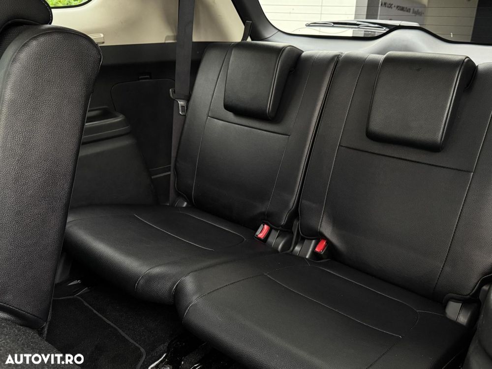 Mitsubishi Outlander - 17