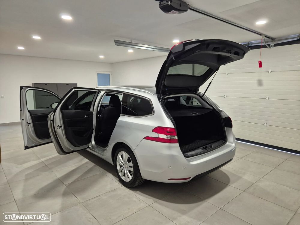 Peugeot 308 SW BlueHDi 120 Stop & Start Allure - 8