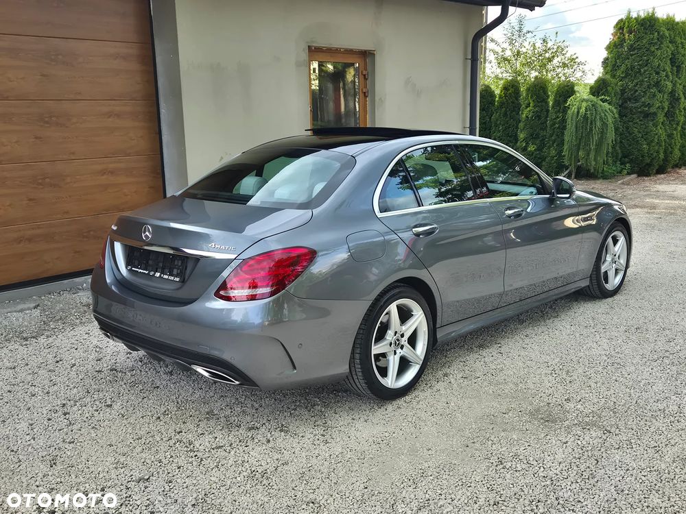 Mercedes-Benz Klasa C 300 7G-TRONIC AMG Line - 3