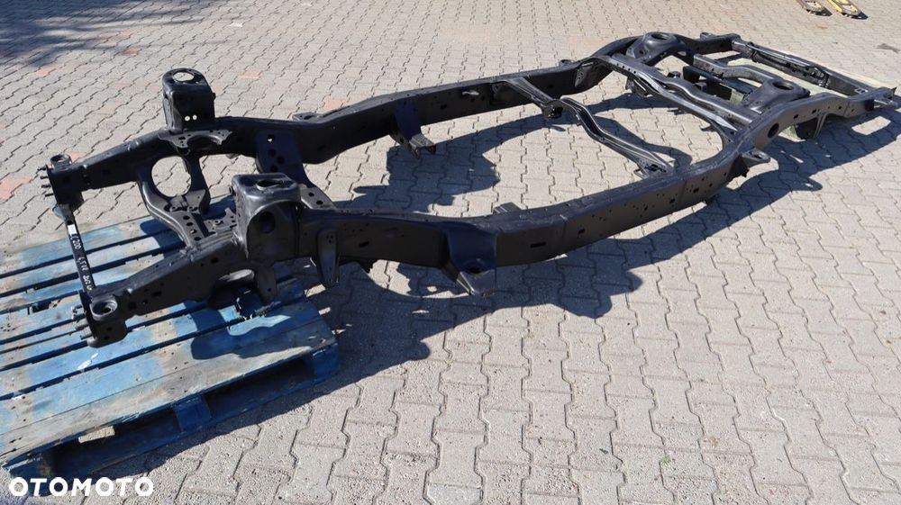 TOYOTA LAND CRUISER 200 4.5 V8 RAMA (2010/2011) - 5