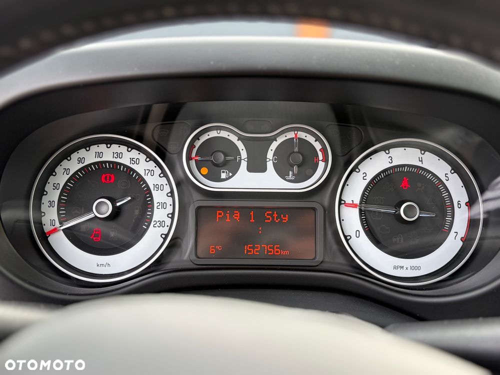 Fiat 500L City Cross 1.4 16V - 14