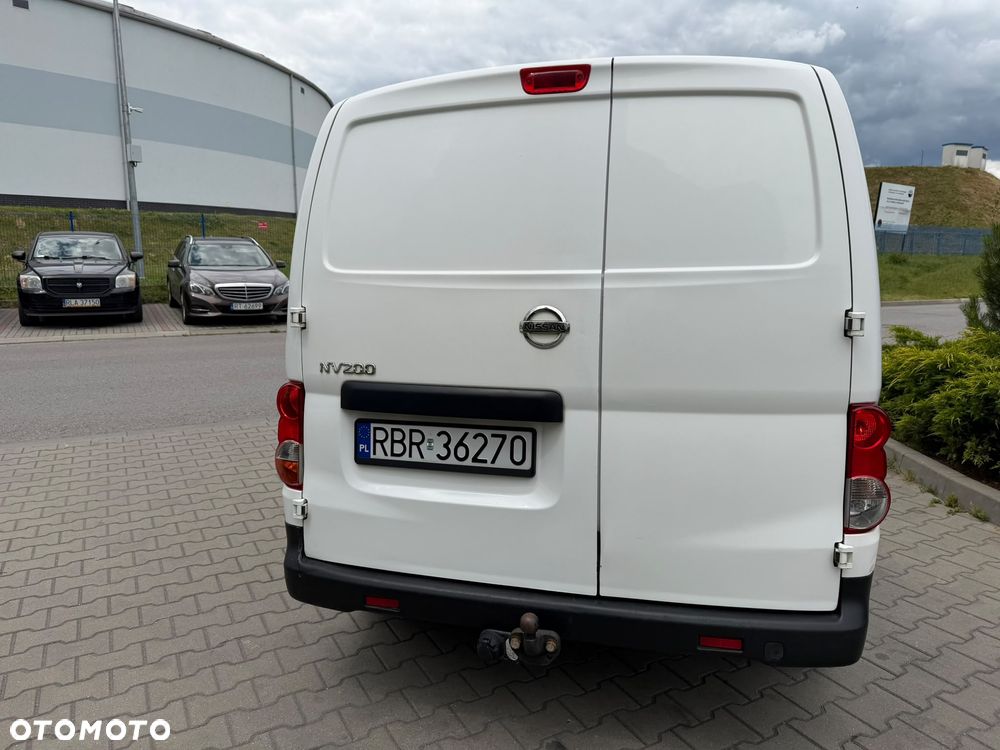 Nissan NV 200 - 27