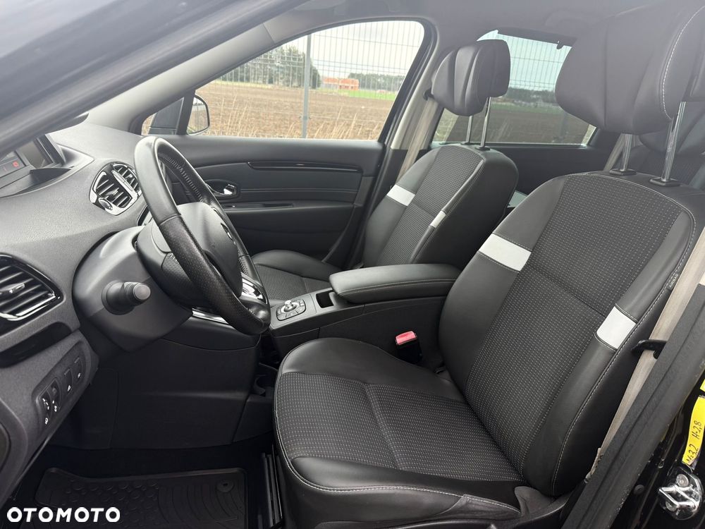 Renault Grand Scenic Gr 1.6 dCi Energy Bose Edition - 13