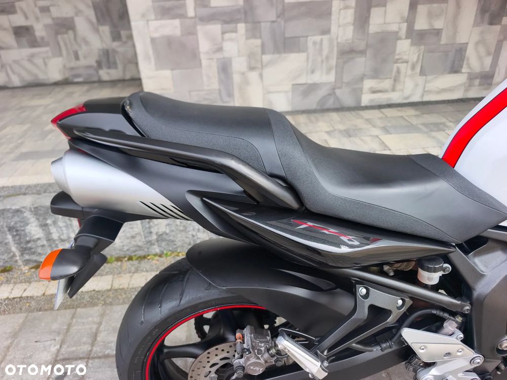 Yamaha FZ6 - 9