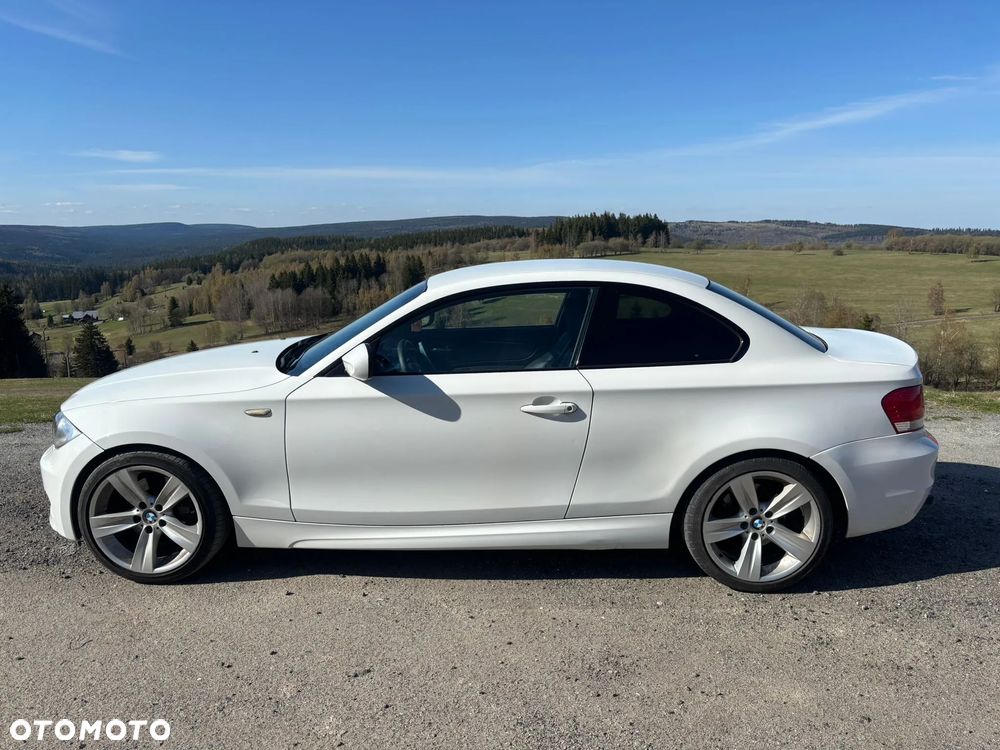 BMW Seria 1 123d Limited Edition Lifestyle mit M Sportpaket - 2