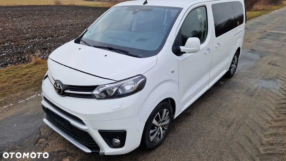 Toyota Proace Verso 2,0-l-D-4D L2 (8-Si.) Autm Team Deutschland - 13