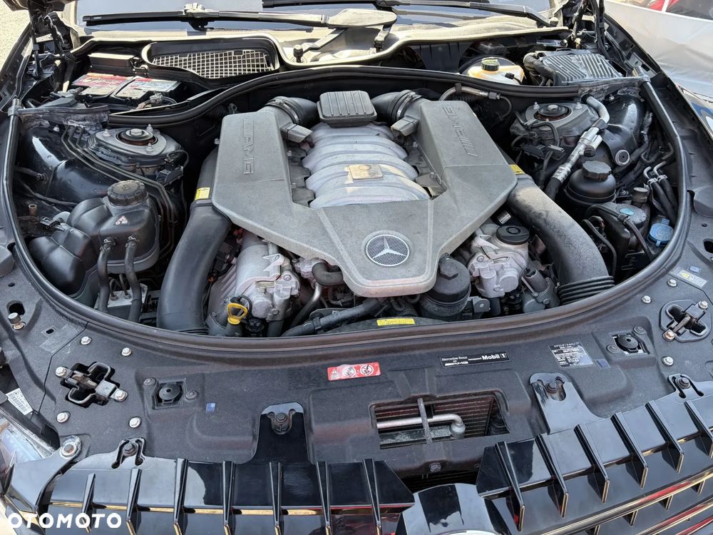 Mercedes-Benz CL 63 AMG - 32