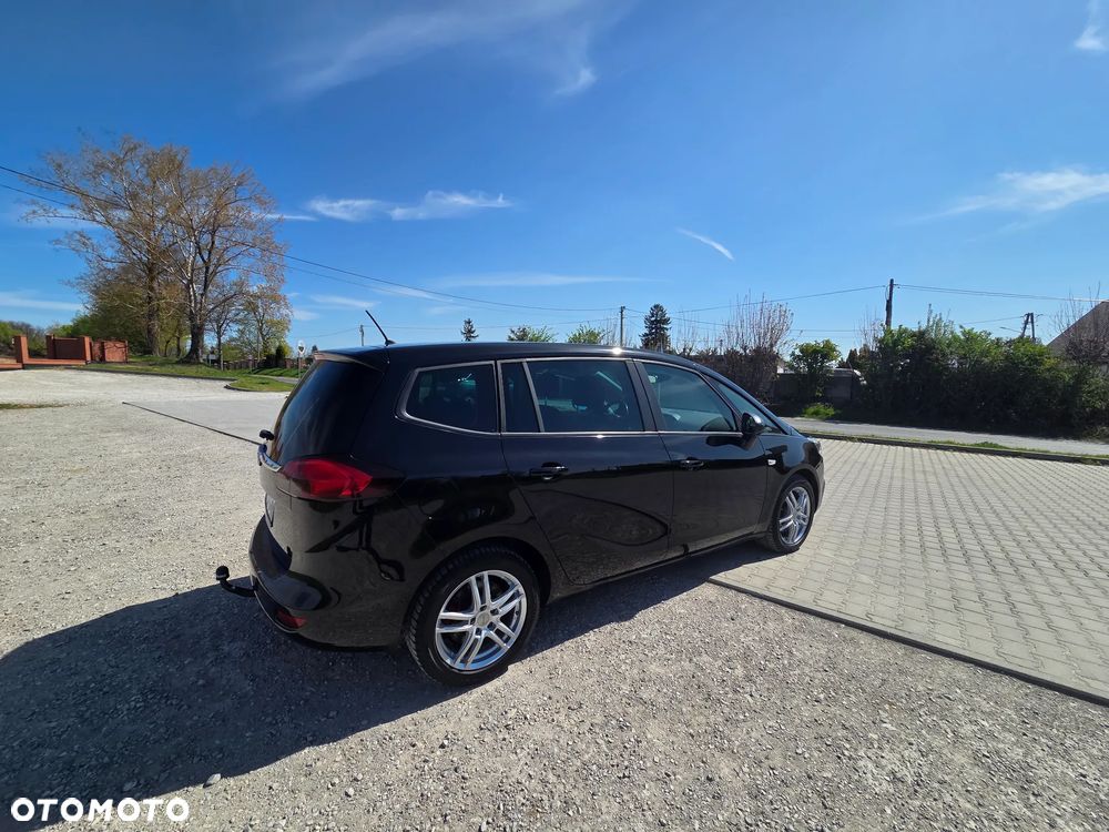 Opel Zafira - 4
