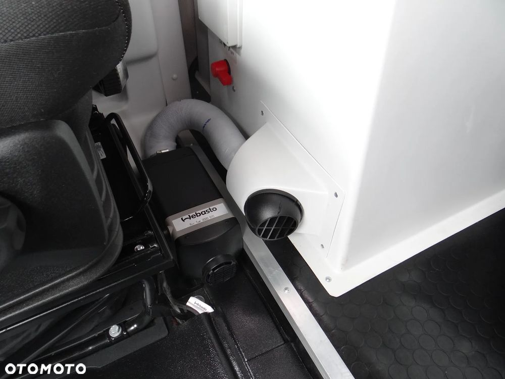 Iveco DAILY 35S-210-HiMATIC,AiR PRO,LEDY,NAVI, WEBASTO,SYPIALNIA LAMAX - 37