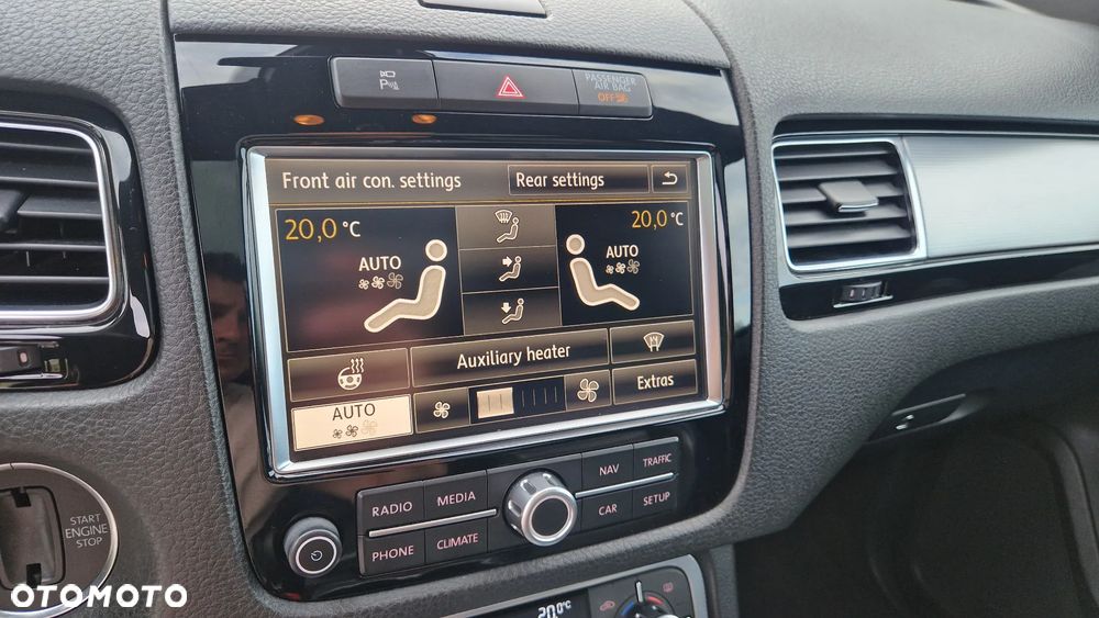 Volkswagen Touareg 4.2 V8 TDI DPF Automatik Exclusive - 24