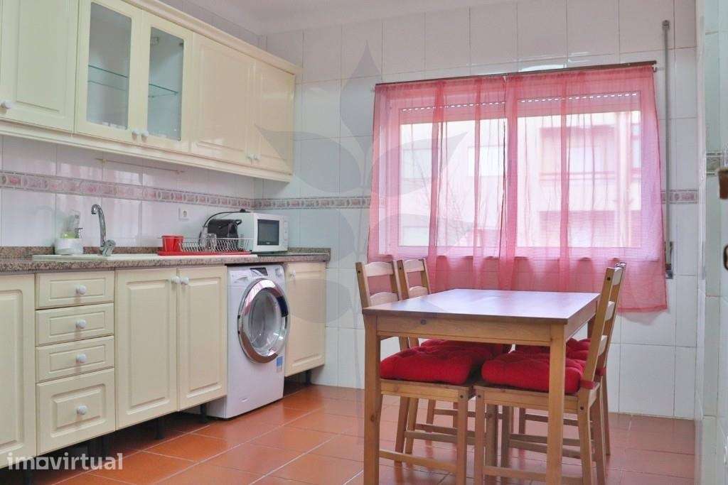 Arrenda-se Apartamento T1 - Gualtar - Mobilado e Equipado - Grande imagem: 2/18