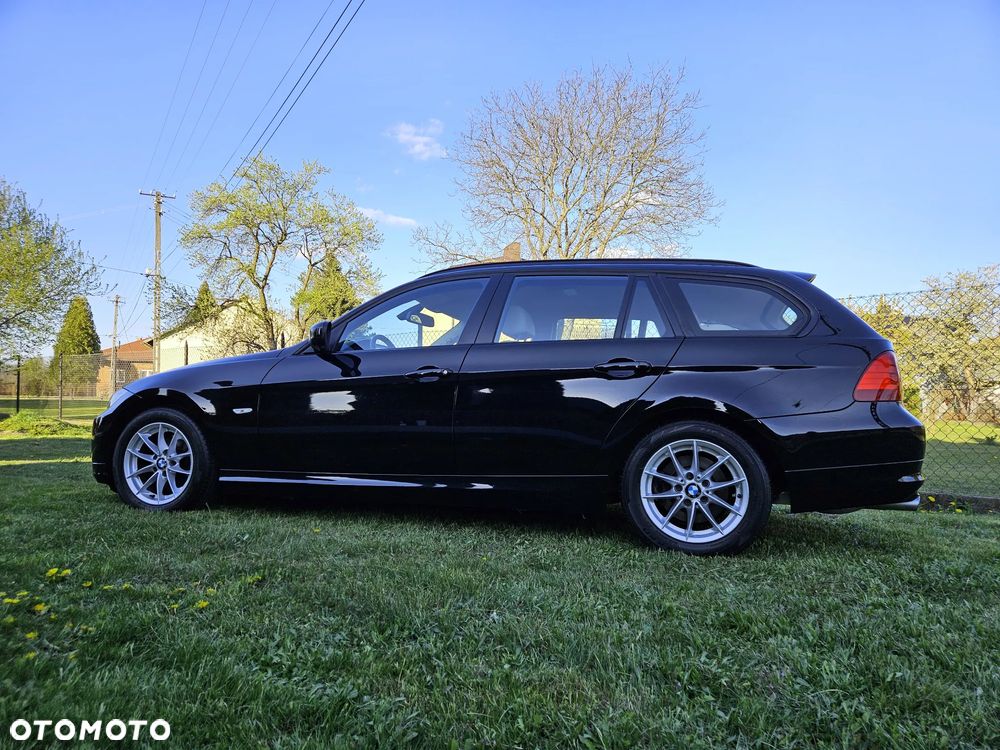BMW Seria 3 - 12
