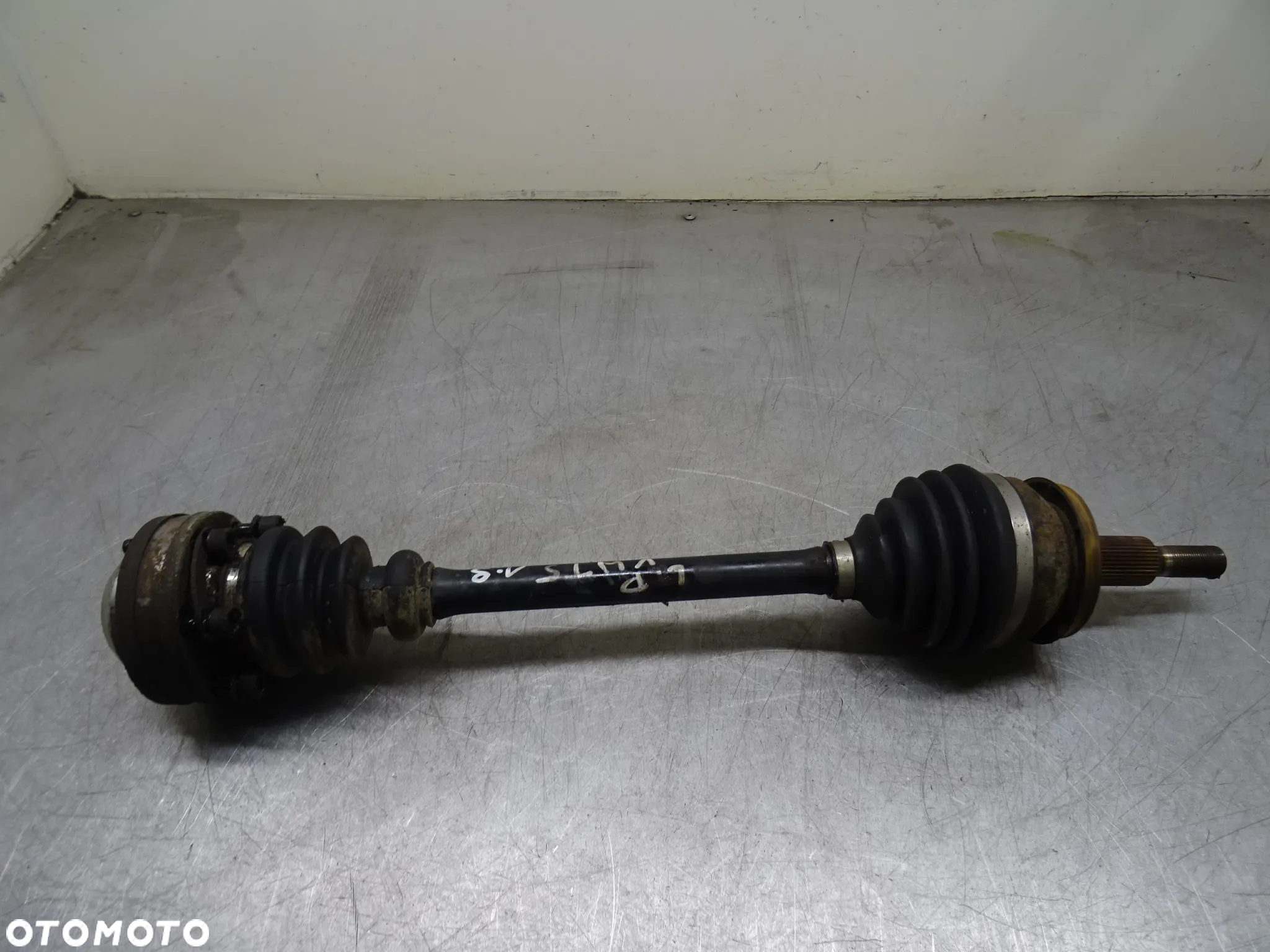 VW TRANSPORTER T5 1.9 TDI PÓŁOŚ LEWY PRZÓD 7H0407271AK - 8