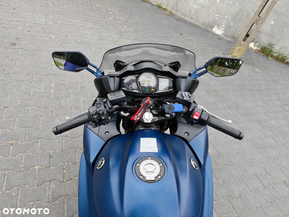 Yamaha FJR - 10
