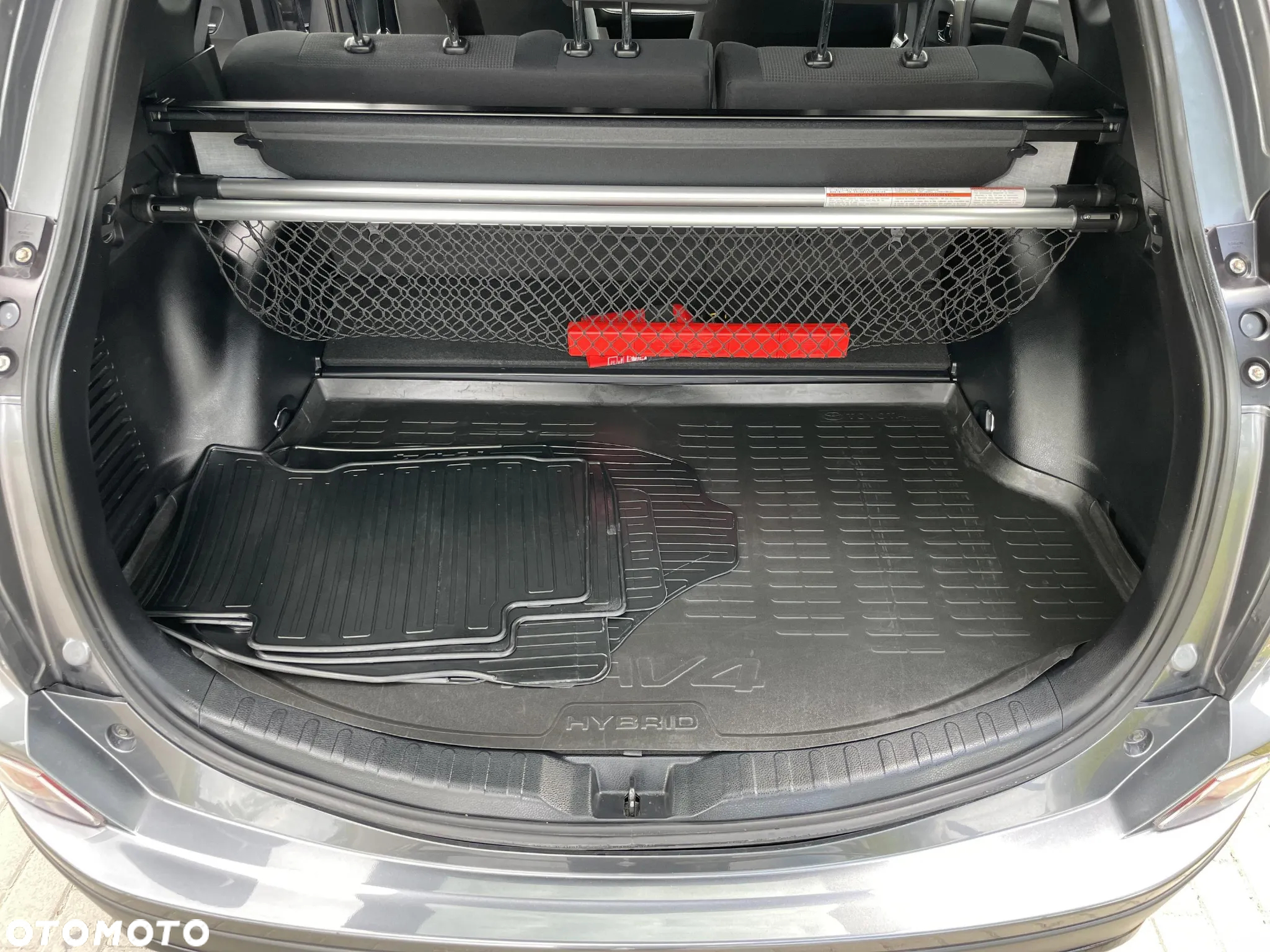 Toyota RAV4 Hybrid Style 4x2 - 16
