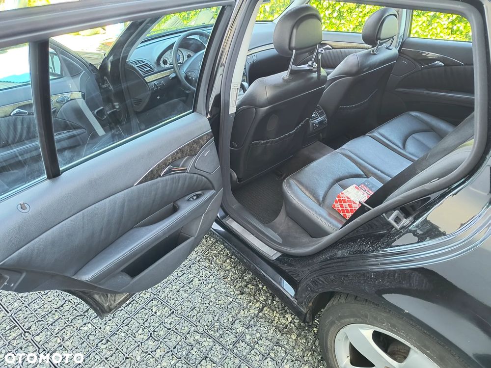 Mercedes-Benz Klasa E 320 T 4 Matic Avantgarde - 6