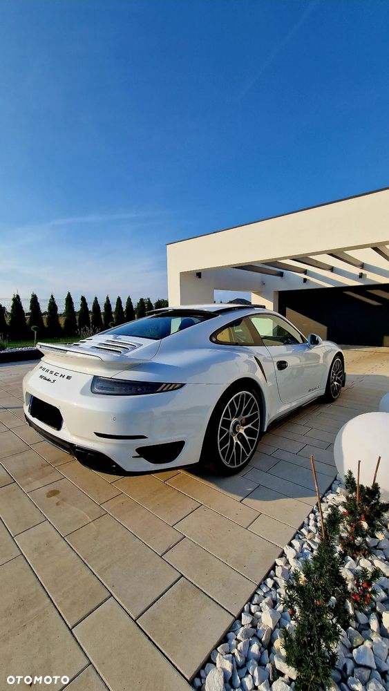 Porsche 911 Turbo S - 5