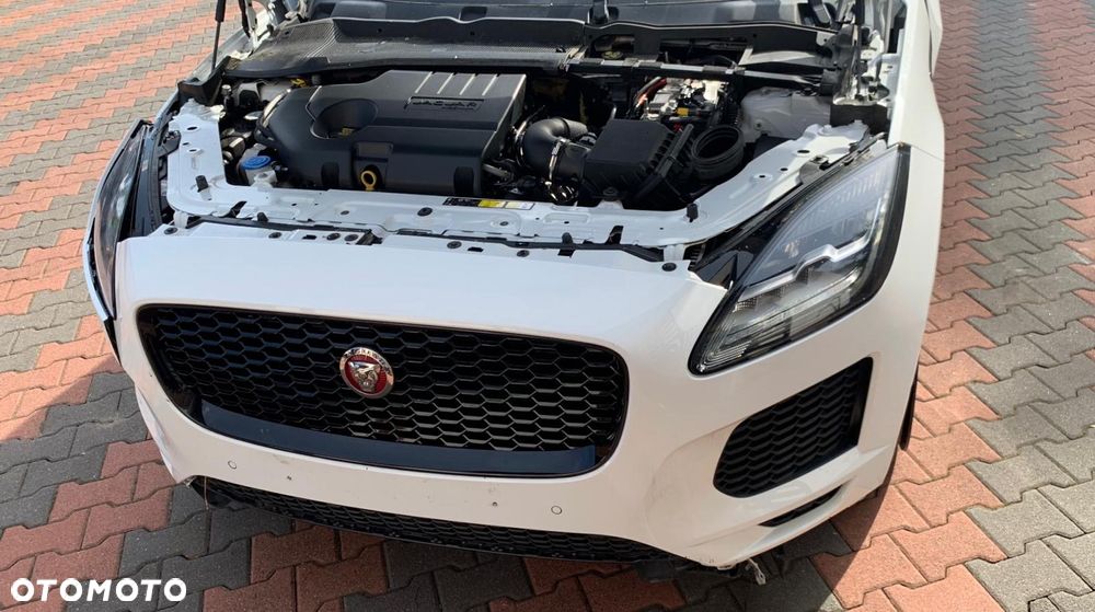 Jaguar E-Pace D180 AWD R-Dynamic HSE - 16