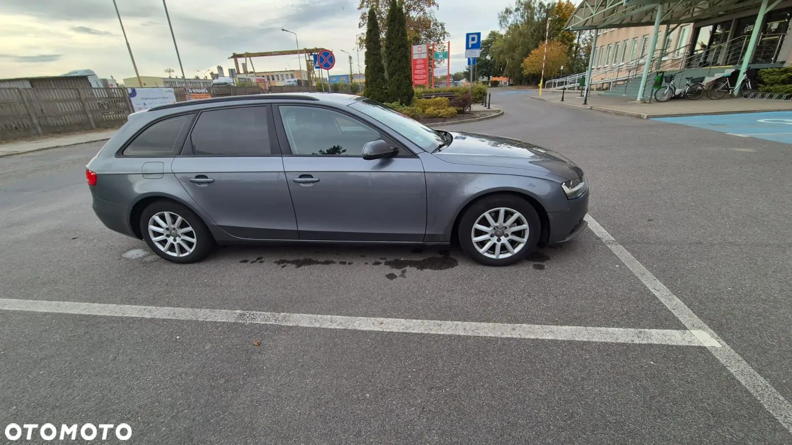 Audi A4 - 1