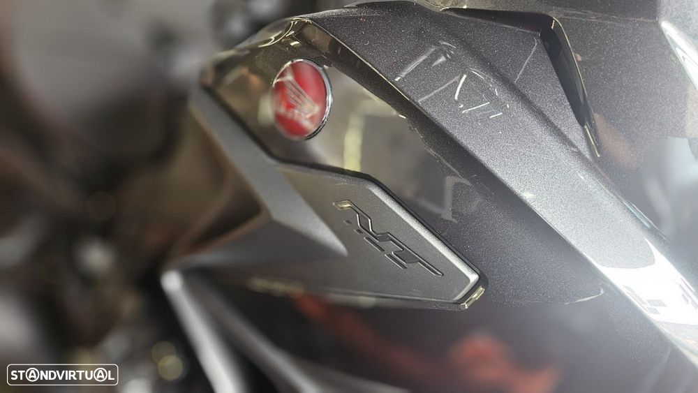 Honda NT 1100de - 4