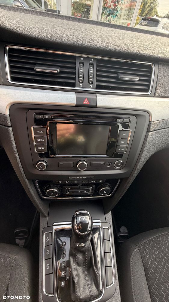 Skoda Superb 2.0 TDI DSG Ambition - 35