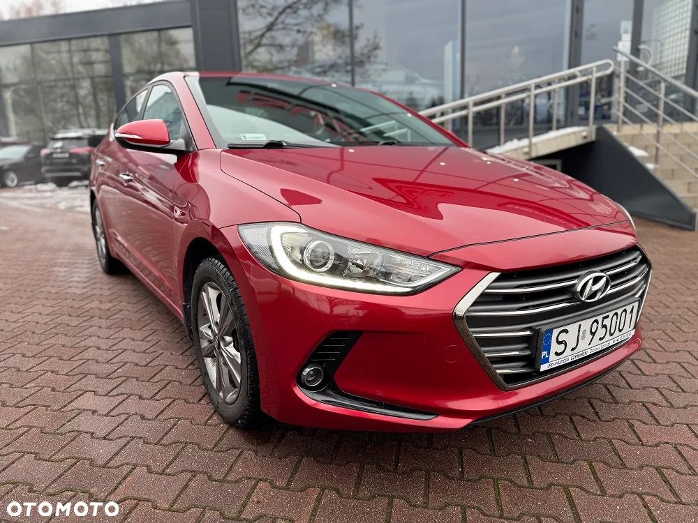 Hyundai Elantra 1.6 Comfort - 1