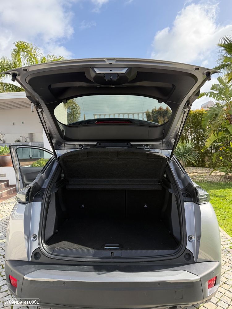 Peugeot 2008 1.2 PureTech Allure - 13