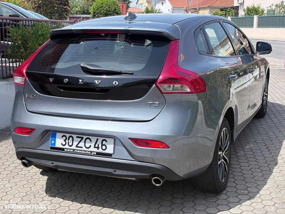 Volvo V40 1.5 T3 Sport Edition Plus Geartronic - 20