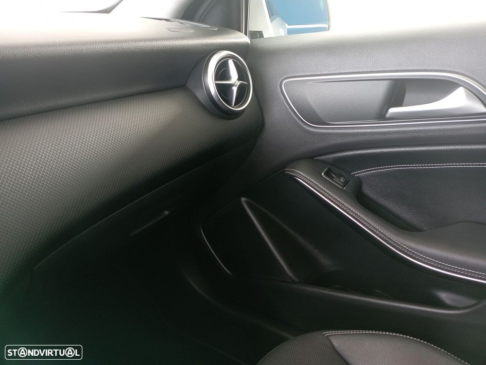 Mercedes-Benz A 180 CDi BE Urban - 22