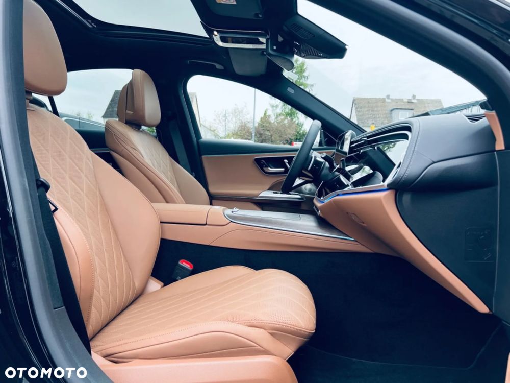 Mercedes-Benz Klasa E 220 d mHEV 4-Matic AMG 9G-Tronic - 16