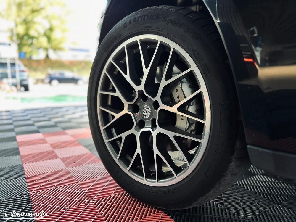 Porsche Macan S - 17