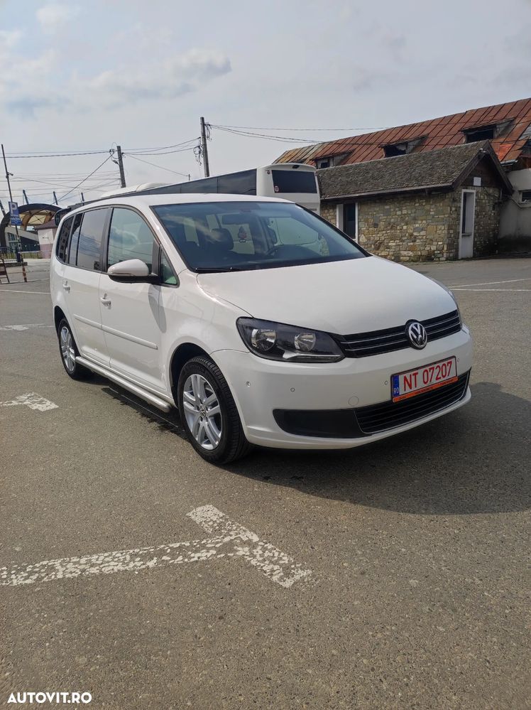 Volkswagen Touran 2.0 TDI DPF BlueMotion Technology DSG Highline - 3