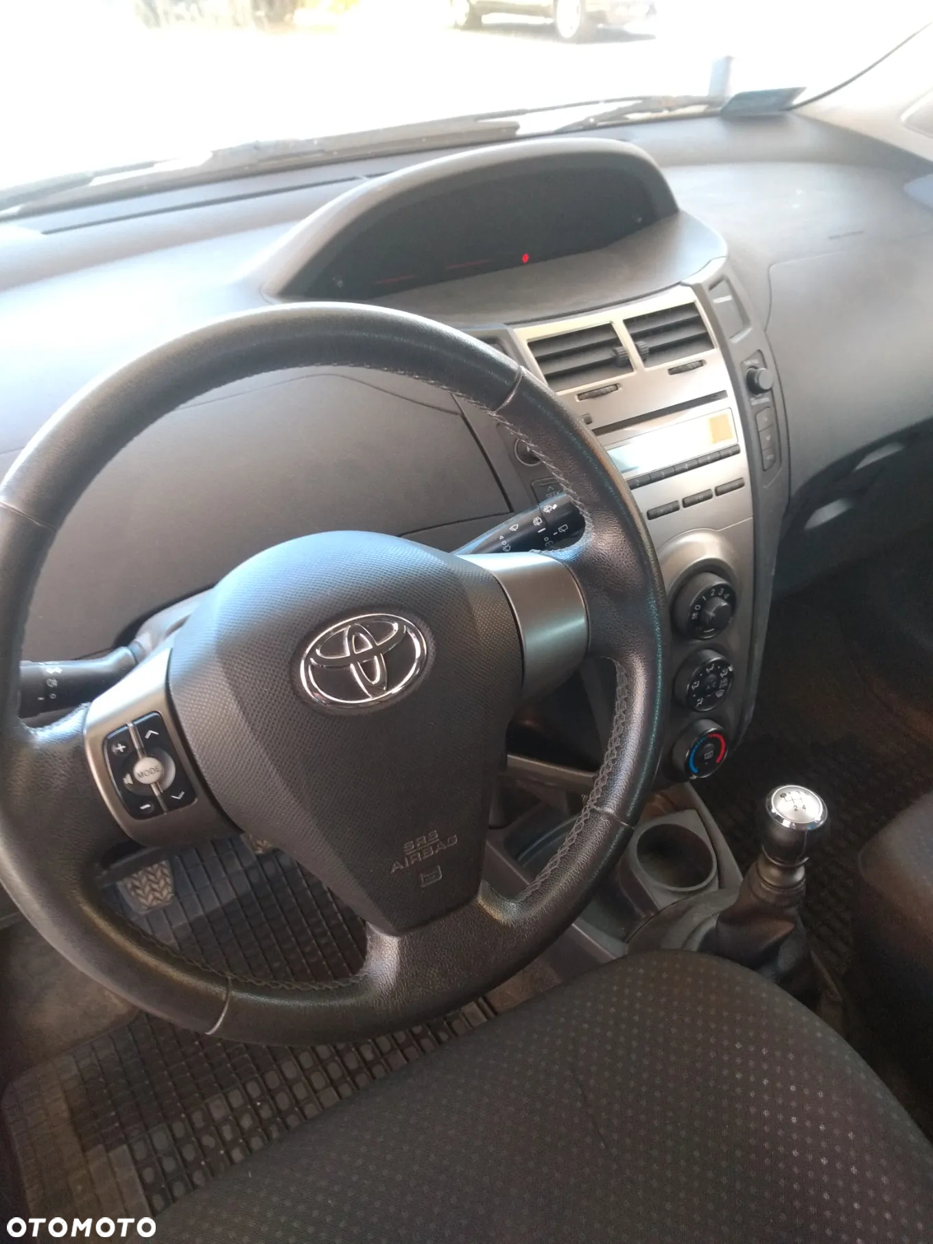 Toyota Yaris 1.33 Life - 5