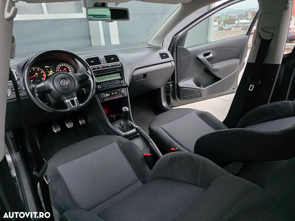 Volkswagen Polo - 12