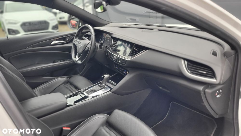 Opel Insignia 2.0 BiTurbo D 4x4 Automatik GSI - 37