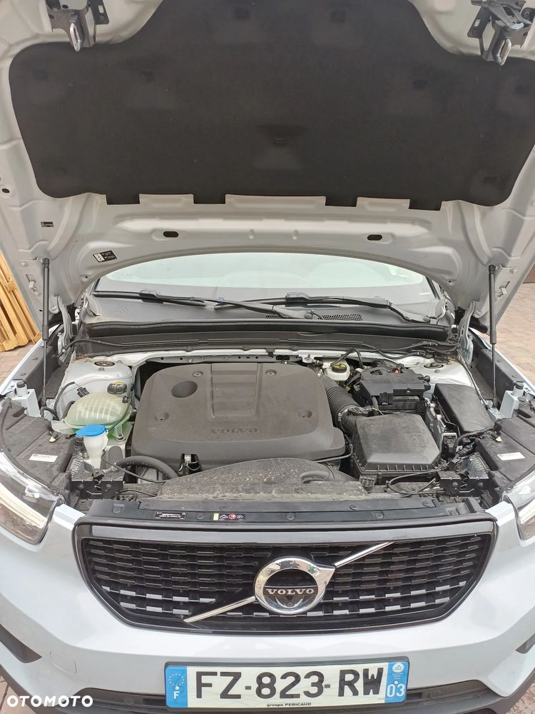 Volvo XC 40 - 9