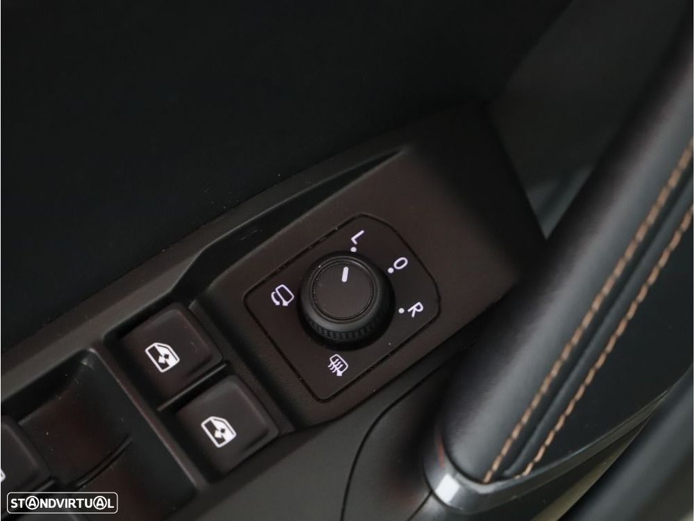 Cupra Formentor 1.4 e-Hybrid DSG VZ - 15