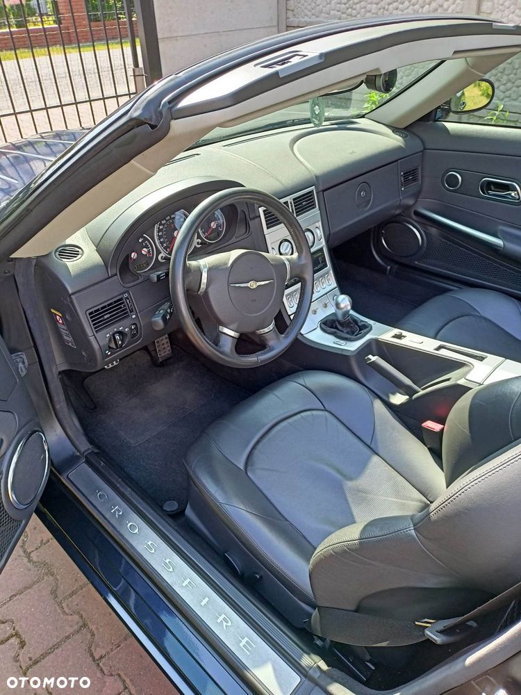 Chrysler Crossfire - 8