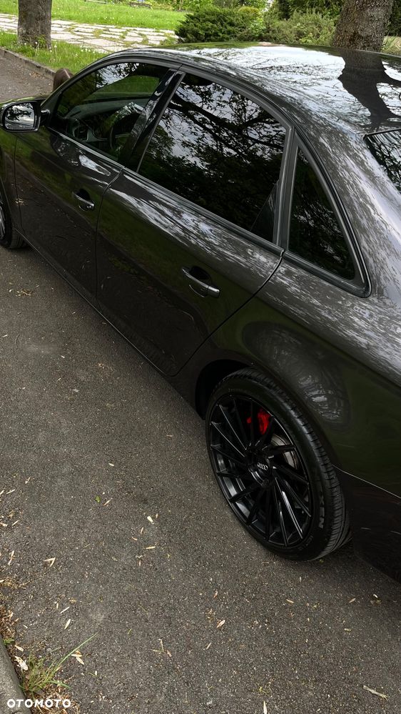 Audi A4 Limousine 2.0 TDI DPF multitronic Ambiente - 11