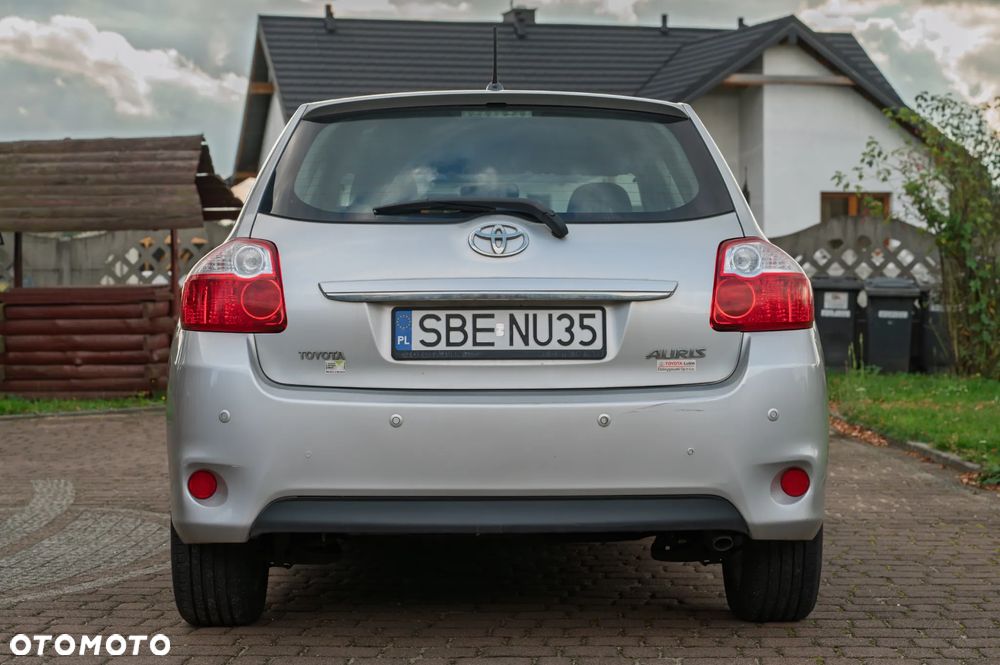 Toyota Auris - 4