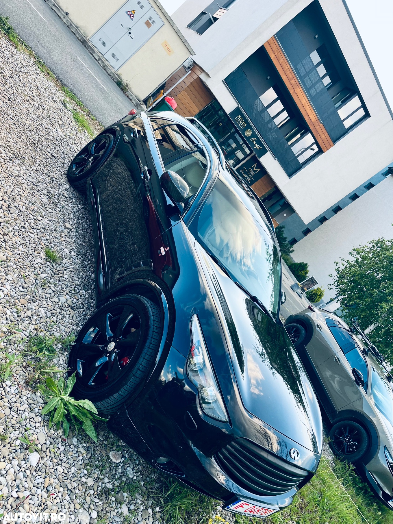 Infiniti FX 30 FX30d 3.0d V6 S Premium AWD - 2