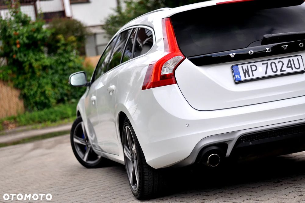 Volvo V60 T5 Geartronic Powershift RDesign - 14