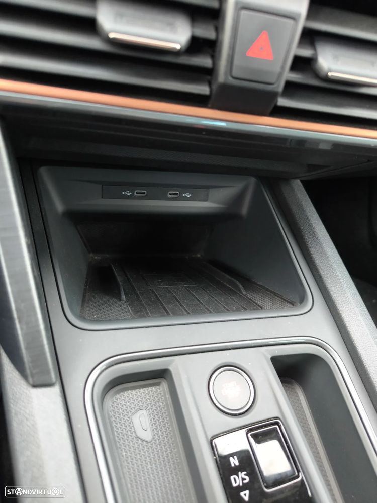 Cupra Leon 1.4 e-Hybrid (180 kW System) VZ - 16