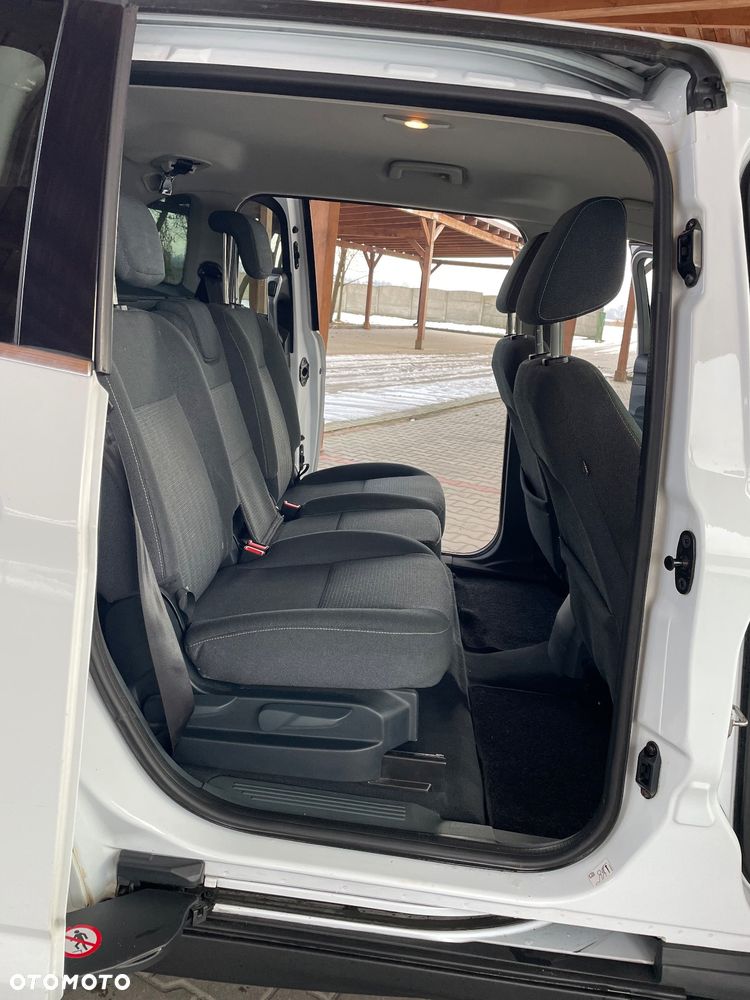 Ford Grand C-MAX 2.0 TDCi Business Edition - 32