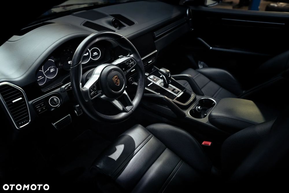 Porsche Cayenne S - 12