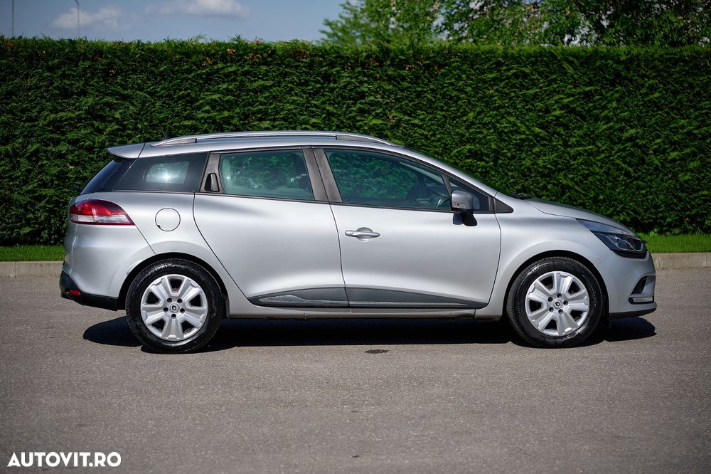Renault Clio - 12