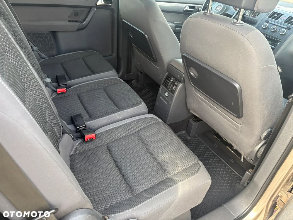 Volkswagen Touran 1.6 TDI DPF Comfortline - 21